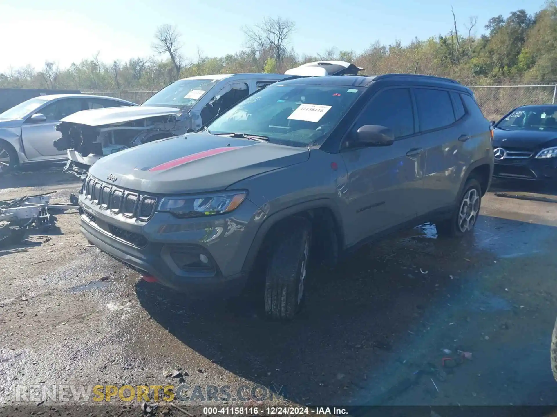 2 Photograph of a damaged car 3C4NJDDBXNT108822 JEEP COMPASS 2022