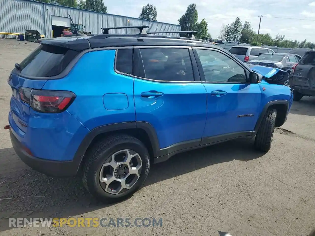 3 Photograph of a damaged car 3C4NJDDBXNT111526 JEEP COMPASS 2022