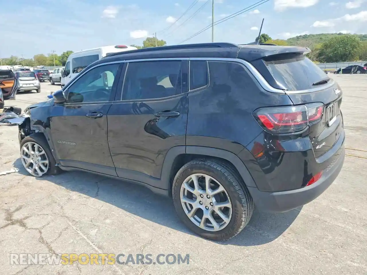 2 Photograph of a damaged car 3C4NJDFB0NT183123 JEEP COMPASS 2022