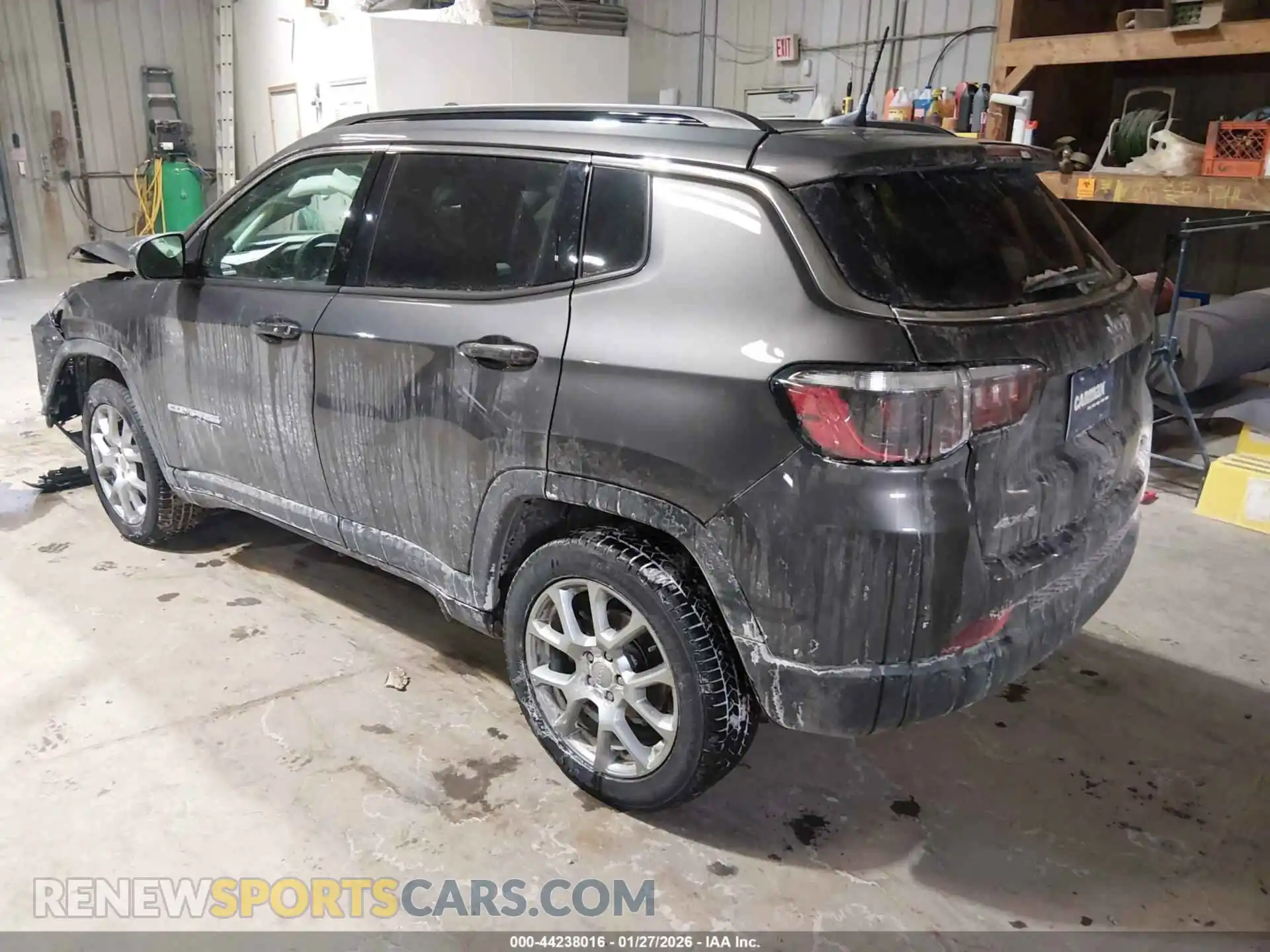 3 Photograph of a damaged car 3C4NJDFB1NT201676 JEEP COMPASS 2022
