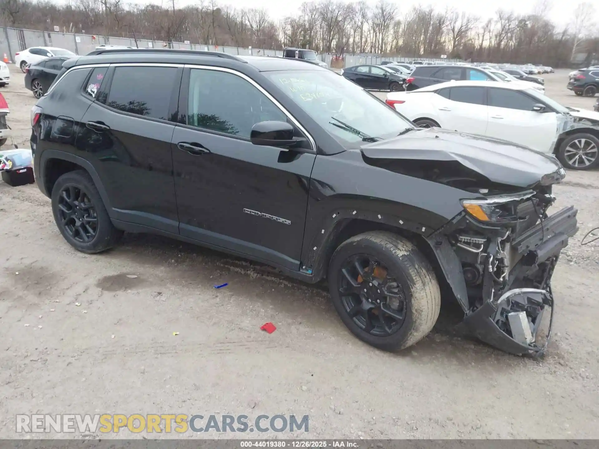 1 Photograph of a damaged car 3C4NJDFB2NT128575 JEEP COMPASS 2022