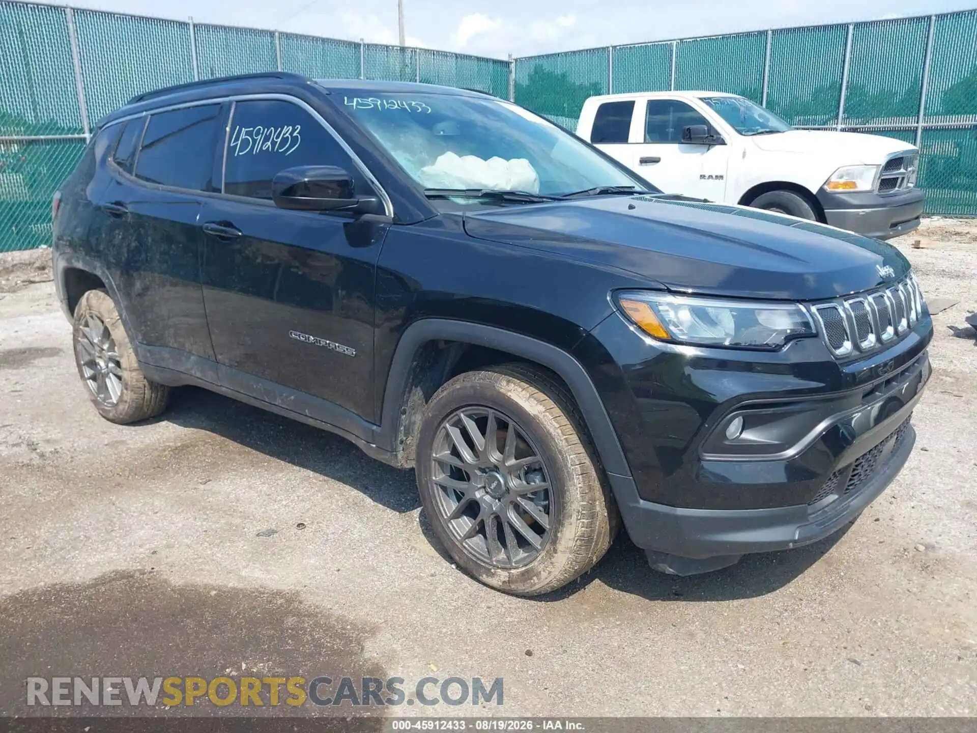 1 Photograph of a damaged car 3C4NJDFB3NT206748 JEEP COMPASS 2022