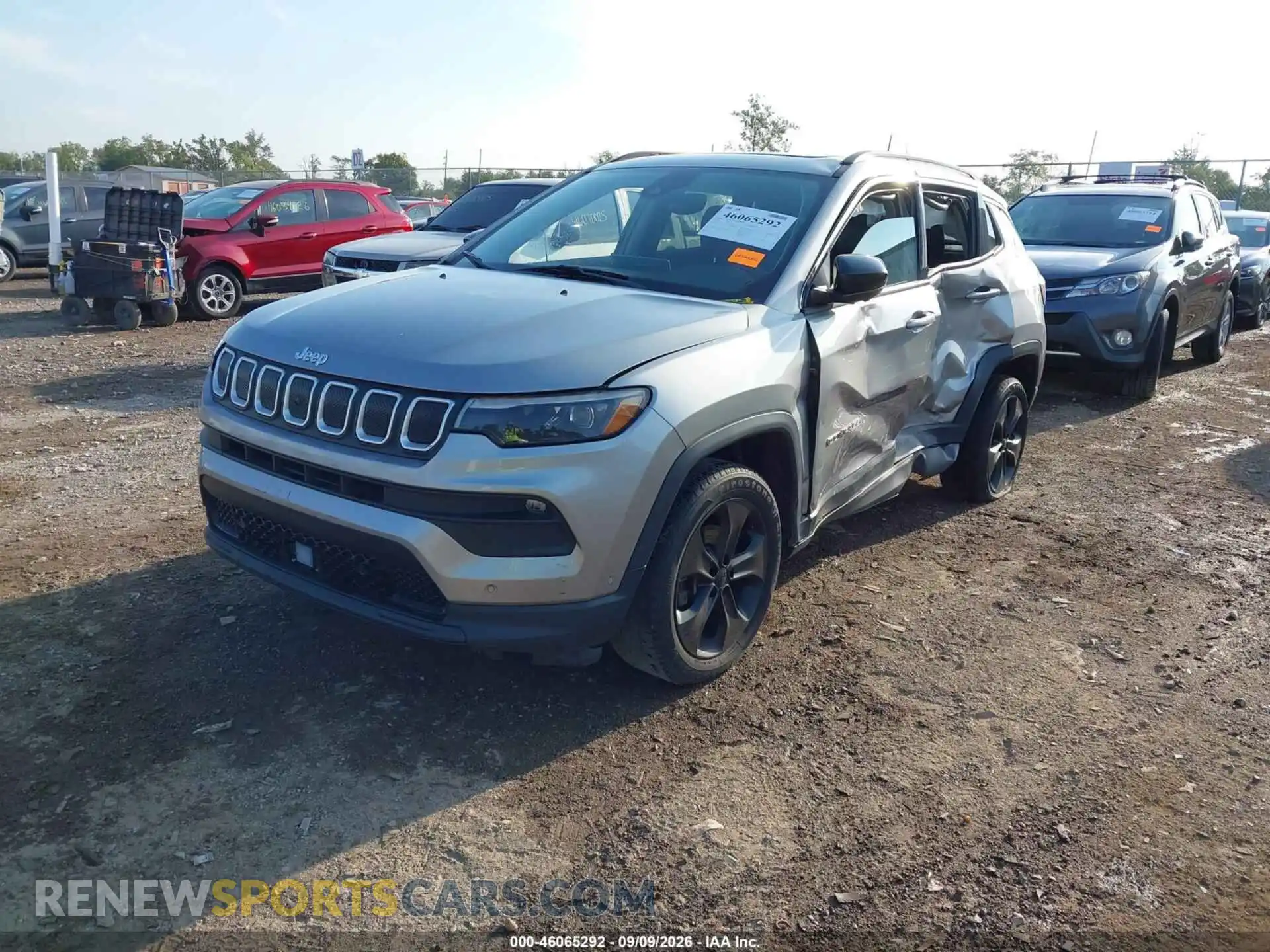 2 Photograph of a damaged car 3C4NJDFB4NT117528 JEEP COMPASS 2022