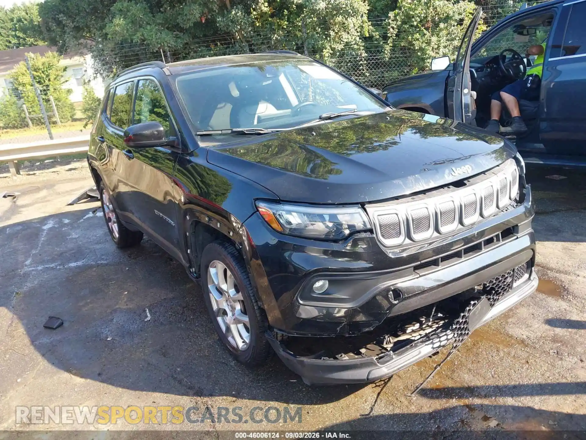 1 Photograph of a damaged car 3C4NJDFB5NT126545 JEEP COMPASS 2022