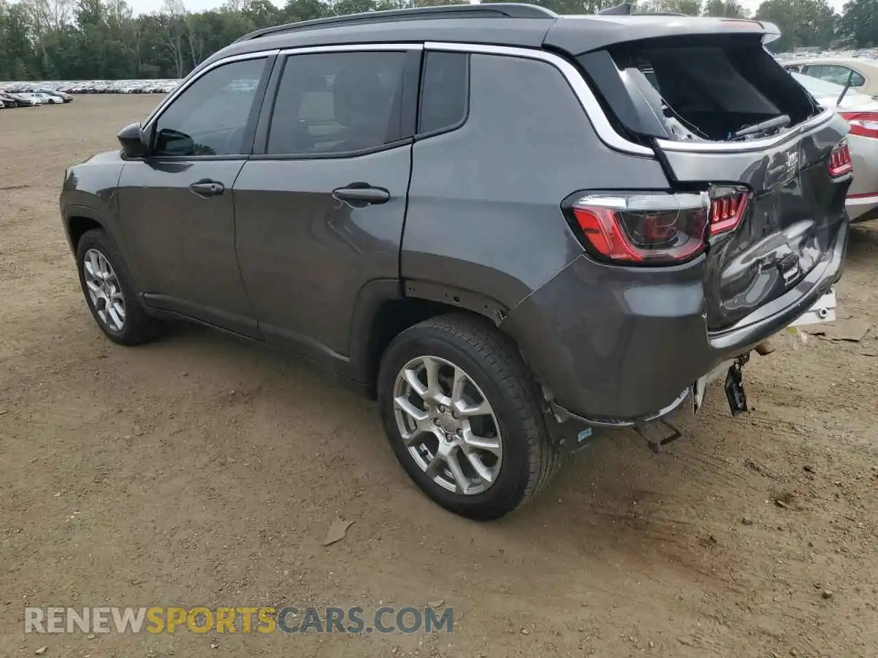 2 Photograph of a damaged car 3C4NJDFB5NT129865 JEEP COMPASS 2022