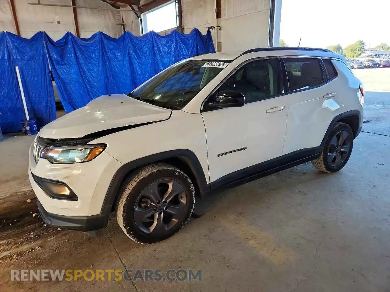 1 Photograph of a damaged car 3C4NJDFB6NT129227 JEEP COMPASS 2022