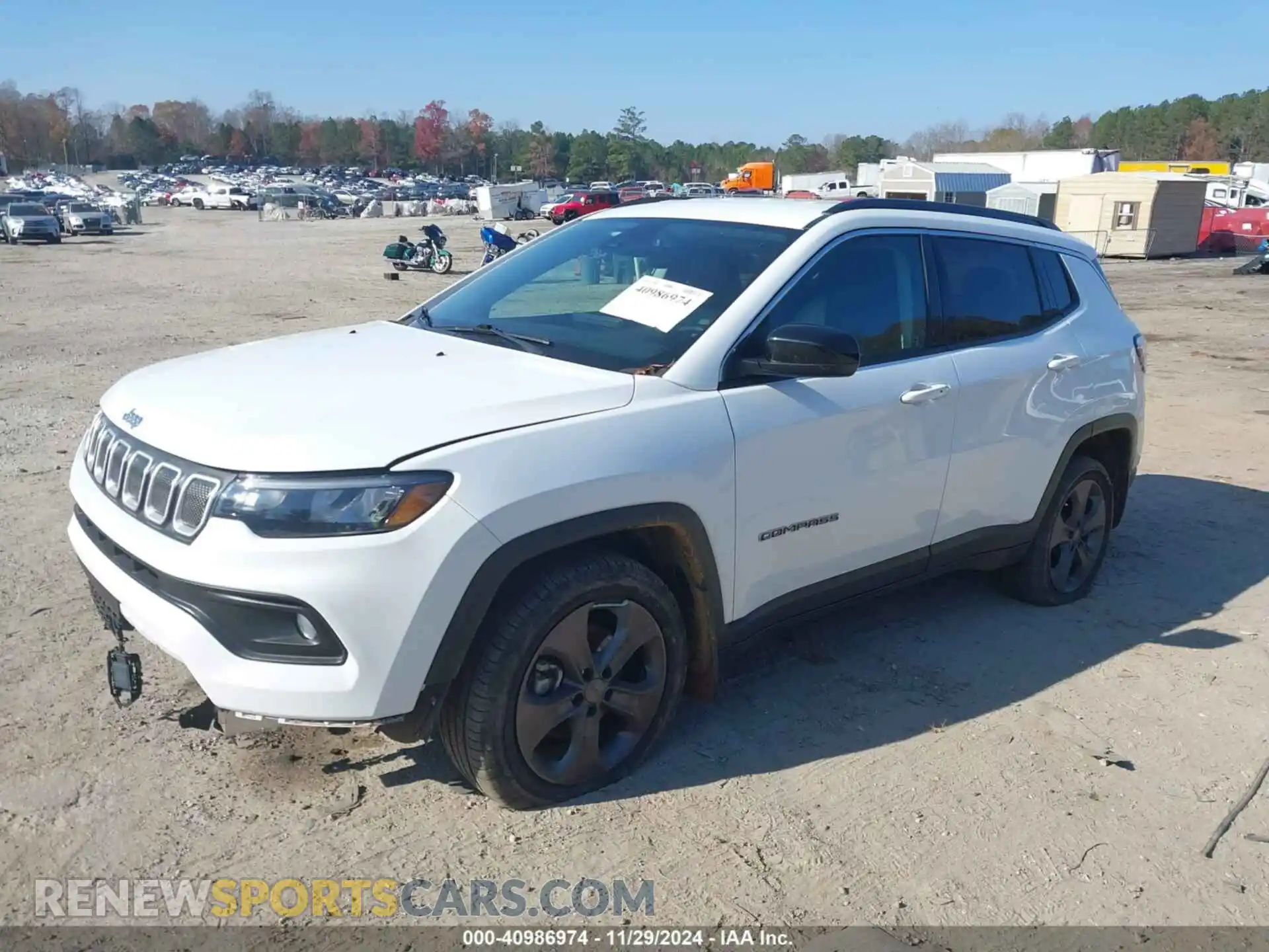 2 Photograph of a damaged car 3C4NJDFB6NT130538 JEEP COMPASS 2022