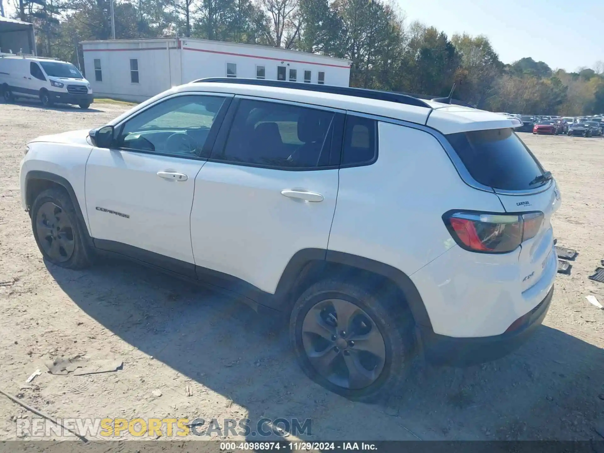 3 Photograph of a damaged car 3C4NJDFB6NT130538 JEEP COMPASS 2022