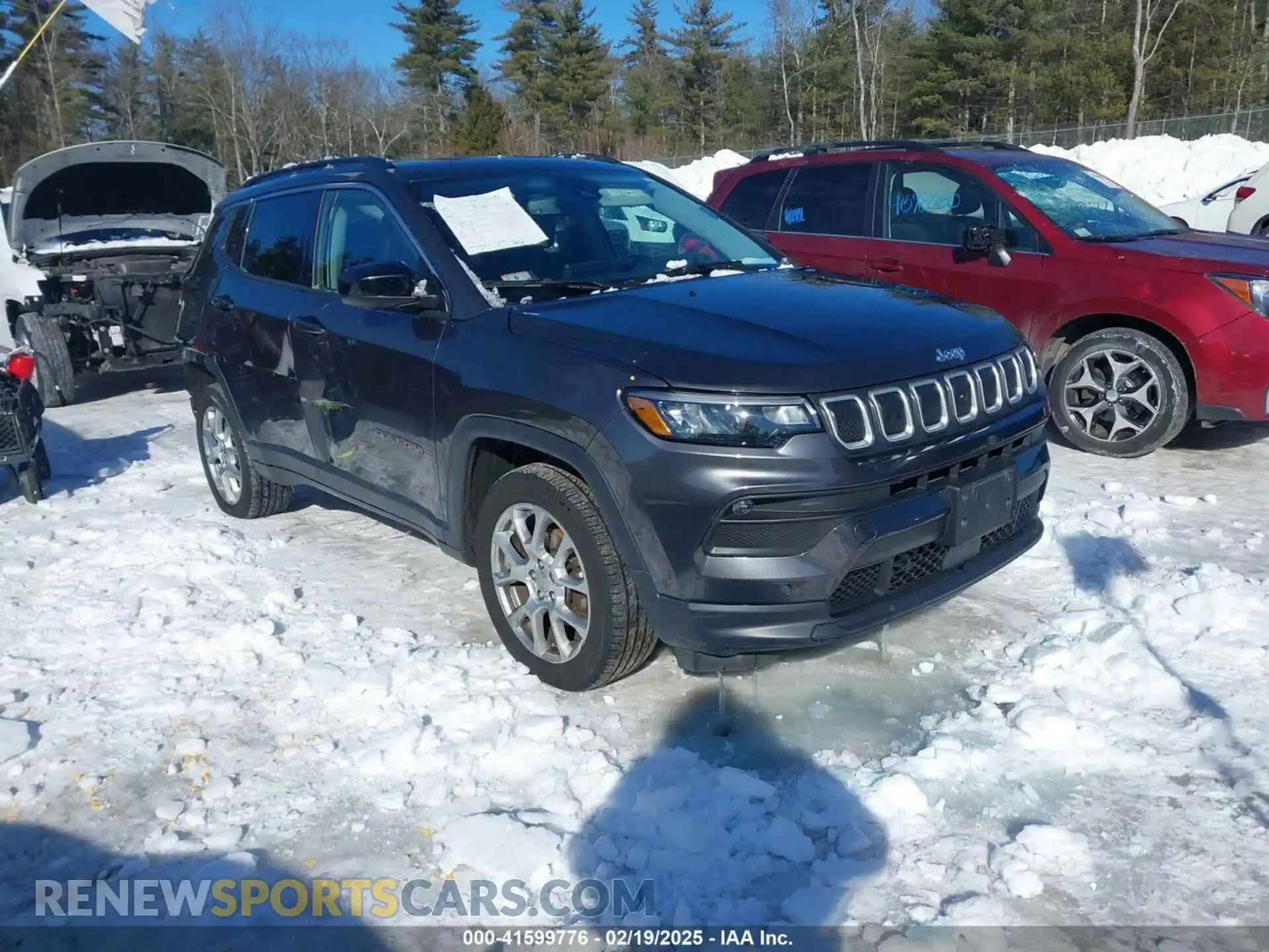 1 Photograph of a damaged car 3C4NJDFB6NT144469 JEEP COMPASS 2022