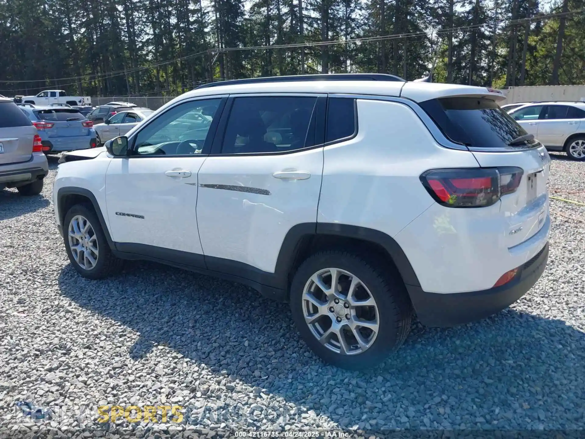 3 Photograph of a damaged car 3C4NJDFB6NT164933 JEEP COMPASS 2022