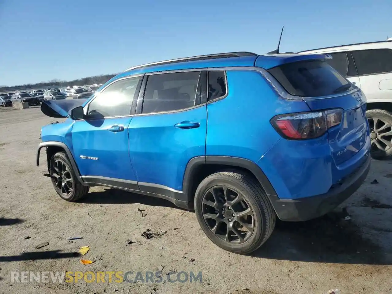 2 Photograph of a damaged car 3C4NJDFB7NT125591 JEEP COMPASS 2022