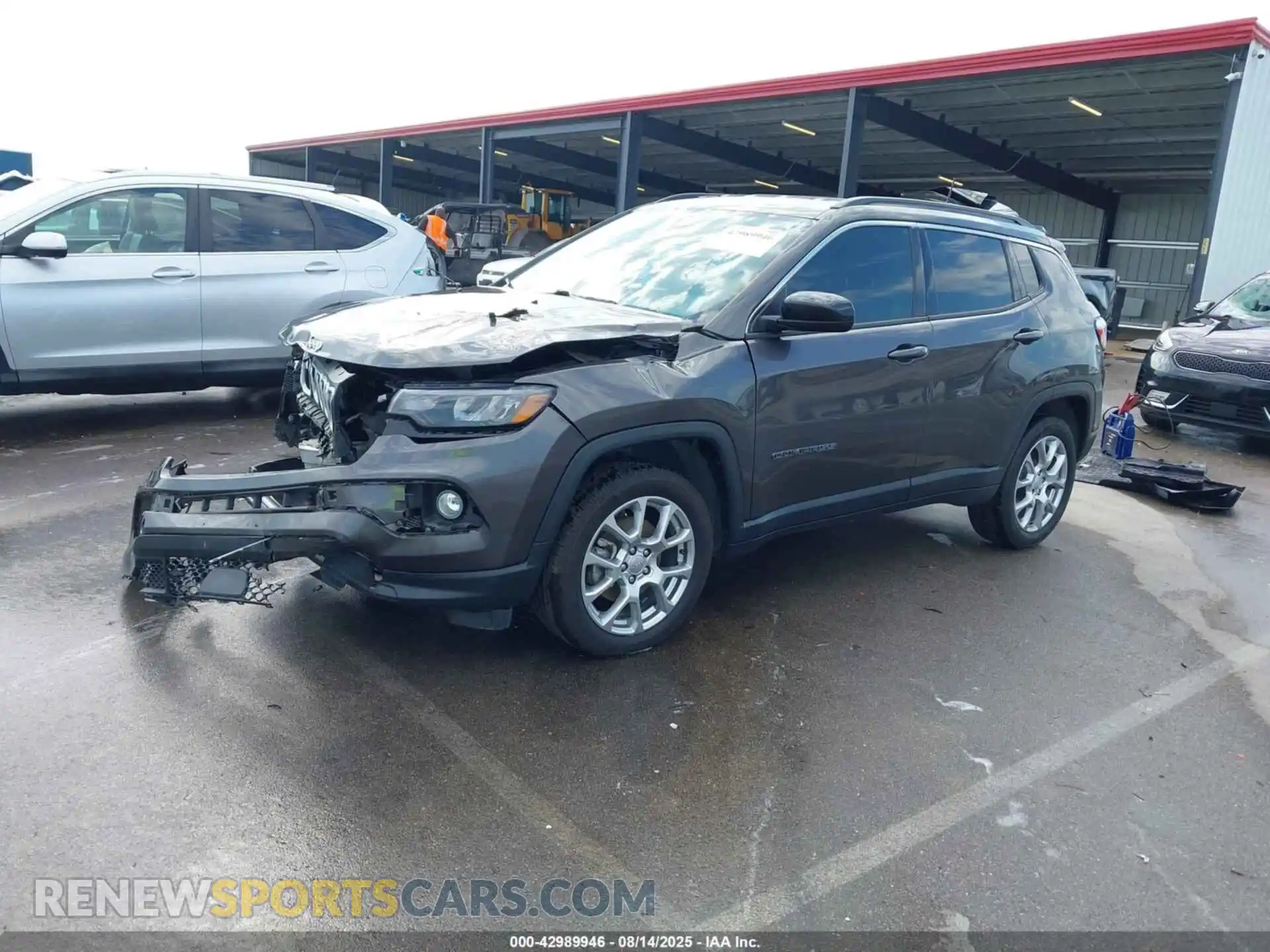 2 Photograph of a damaged car 3C4NJDFB8NT113806 JEEP COMPASS 2022