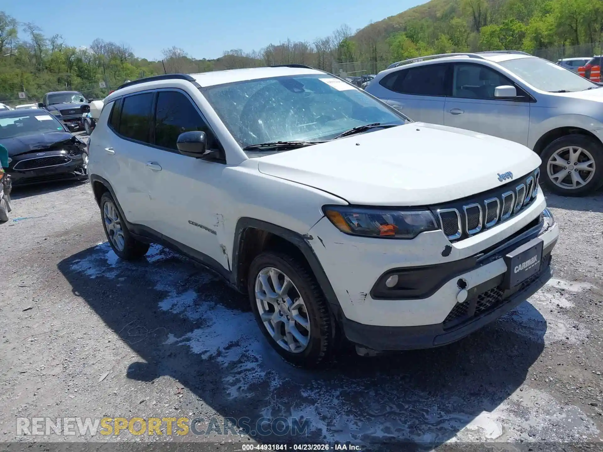 1 Photograph of a damaged car 3C4NJDFB8NT178719 JEEP COMPASS 2022