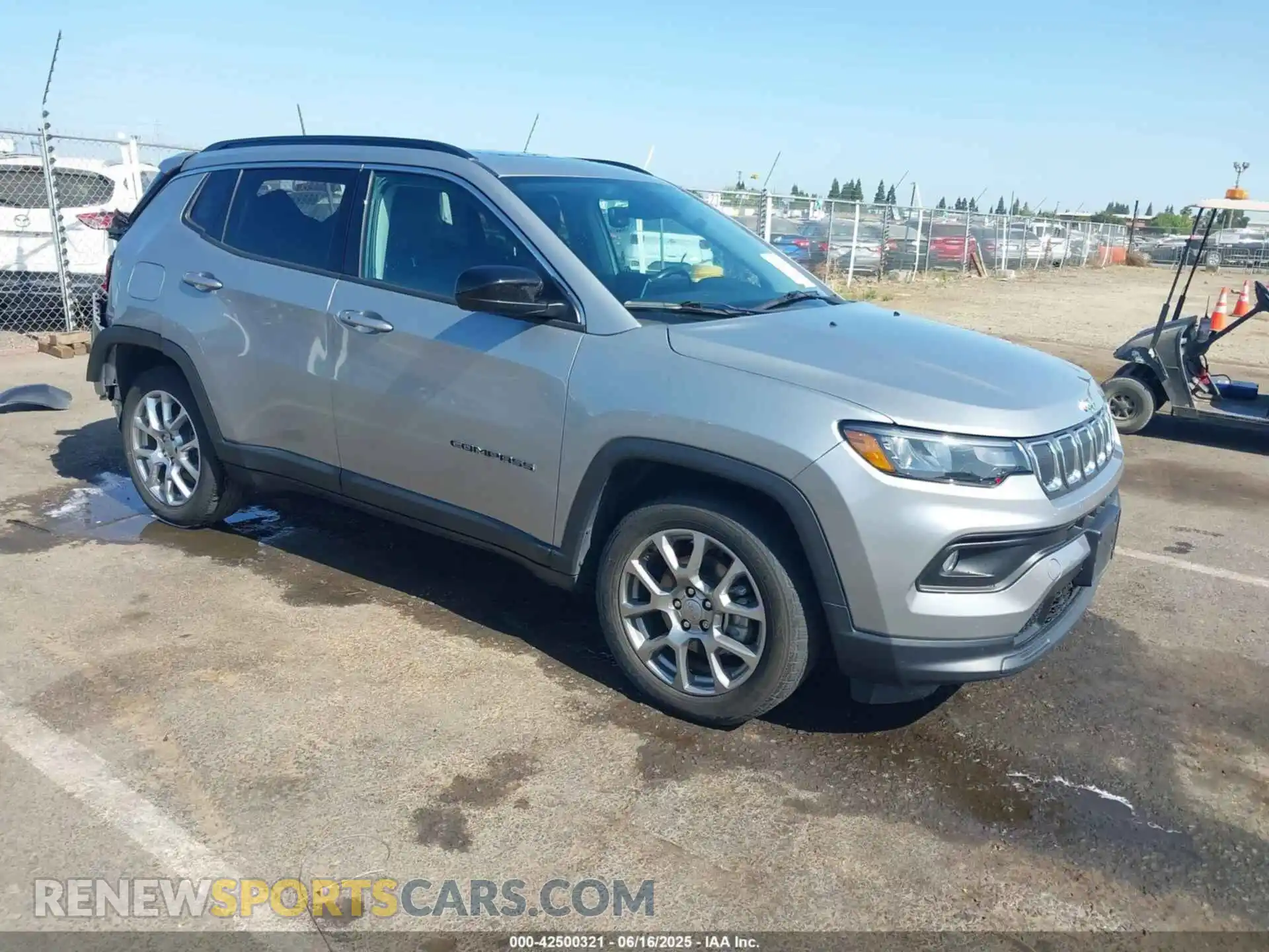 1 Photograph of a damaged car 3C4NJDFB9NT170662 JEEP COMPASS 2022