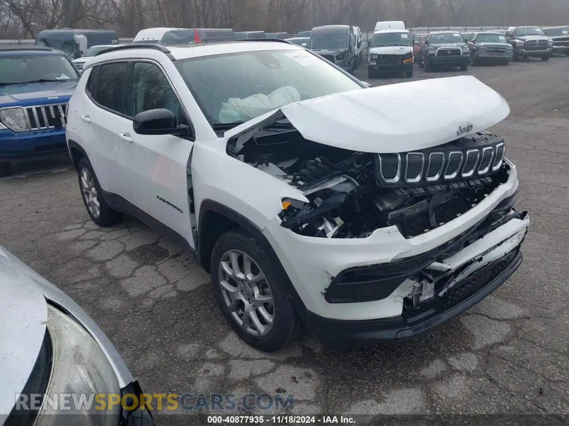 1 Photograph of a damaged car 3C4NJDFB9NT183038 JEEP COMPASS 2022