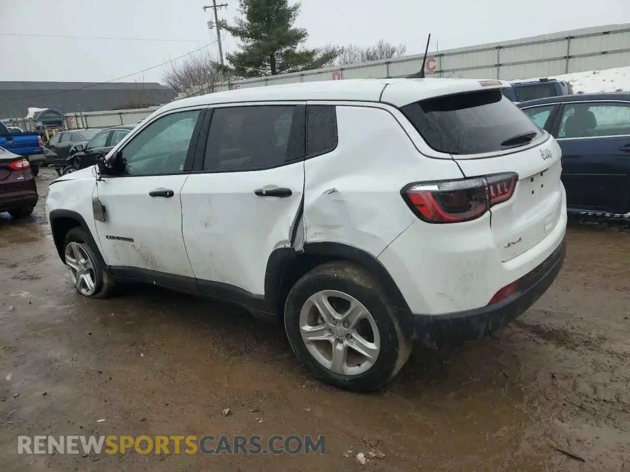 2 Photograph of a damaged car 3C4NJDAN0PT508597 JEEP COMPASS 2023
