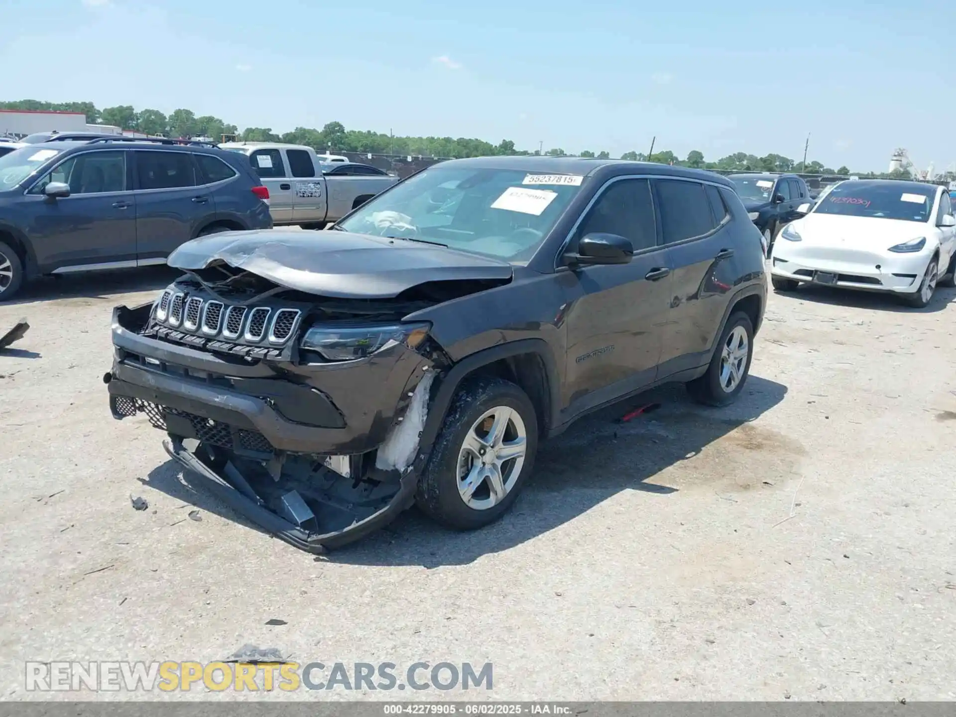 2 Photograph of a damaged car 3C4NJDAN3PT515463 JEEP COMPASS 2023