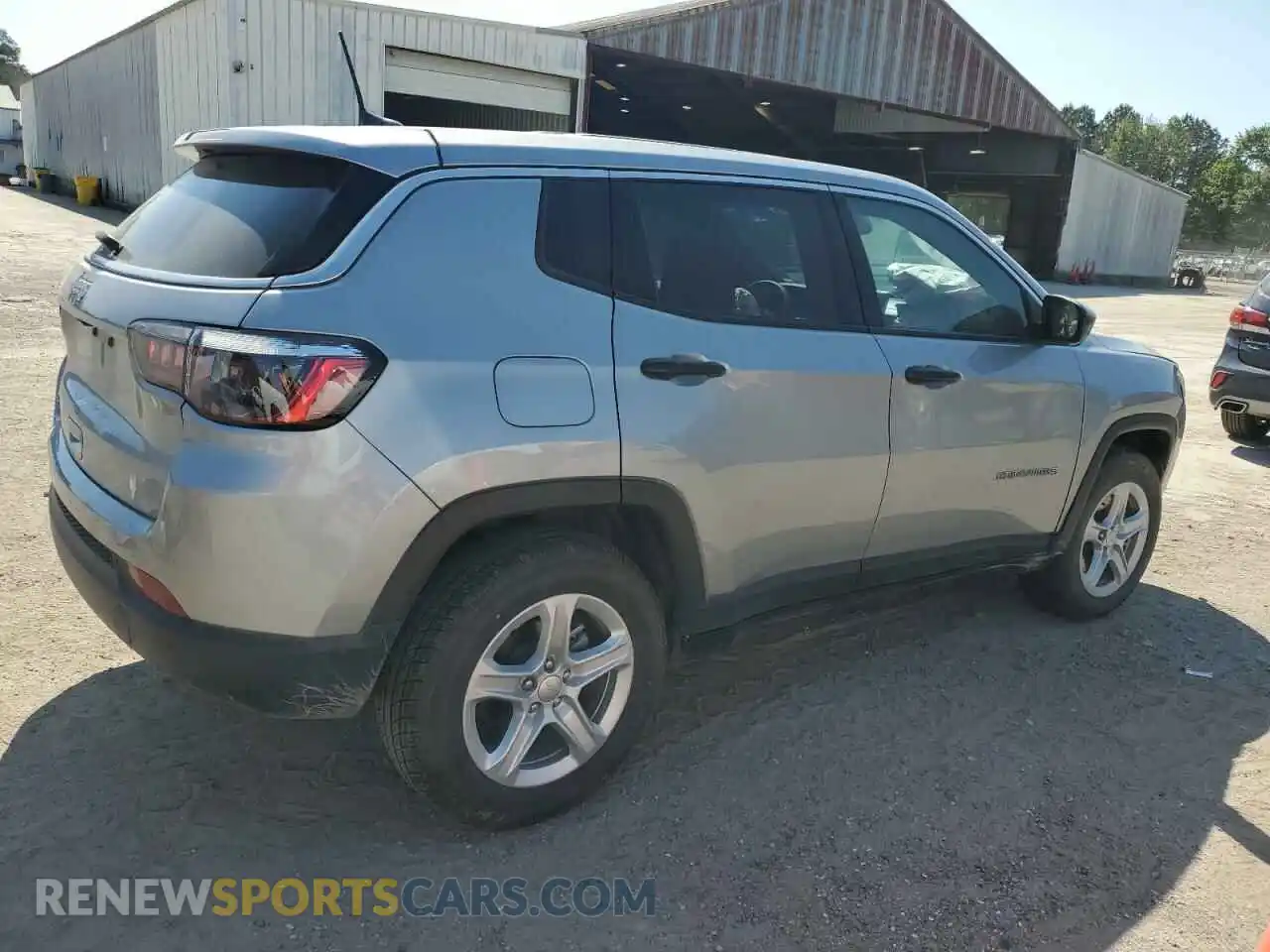 3 Photograph of a damaged car 3C4NJDANXPT536715 JEEP COMPASS 2023