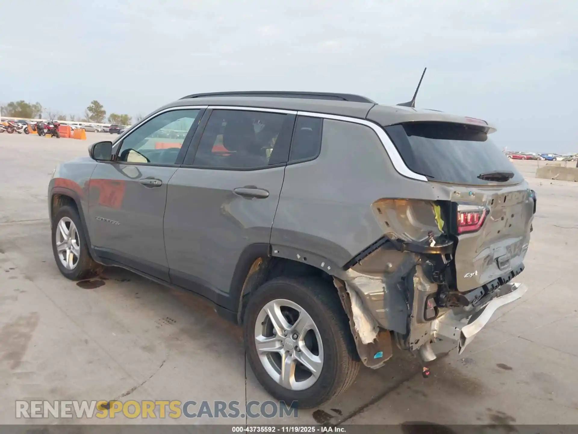 3 Photograph of a damaged car 3C4NJDBN0PT513748 JEEP COMPASS 2023
