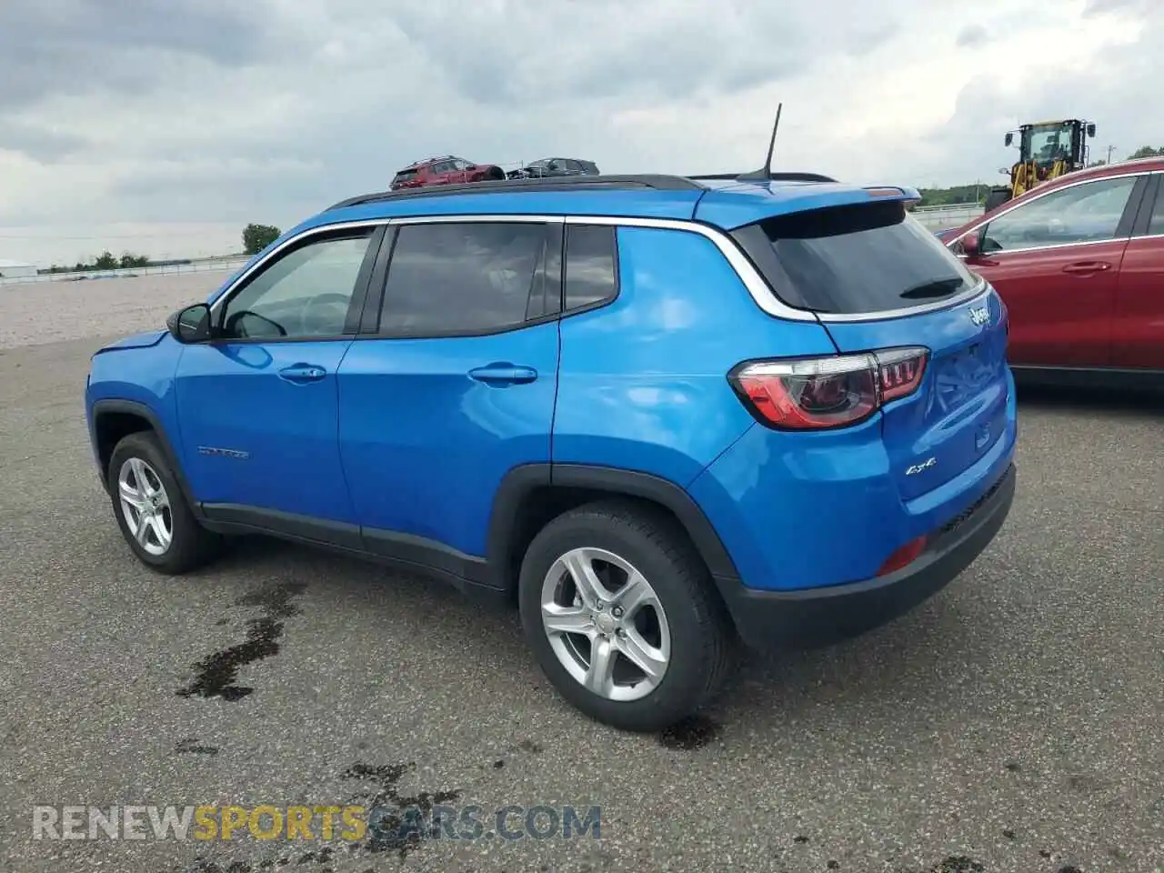 2 Photograph of a damaged car 3C4NJDBN1PT537959 JEEP COMPASS 2023