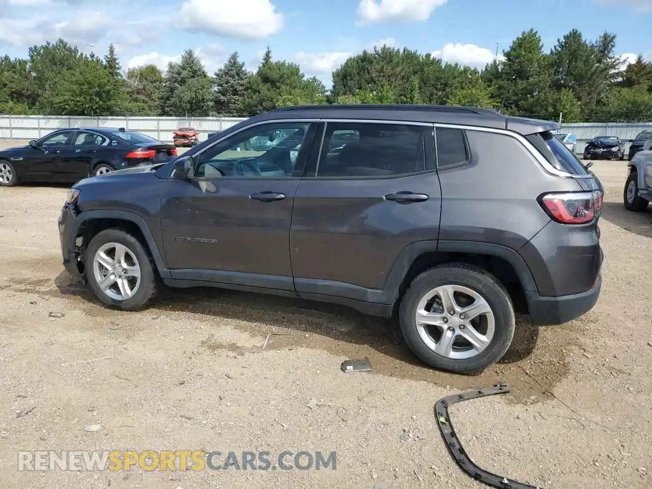 2 Photograph of a damaged car 3C4NJDBN1PT539646 JEEP COMPASS 2023