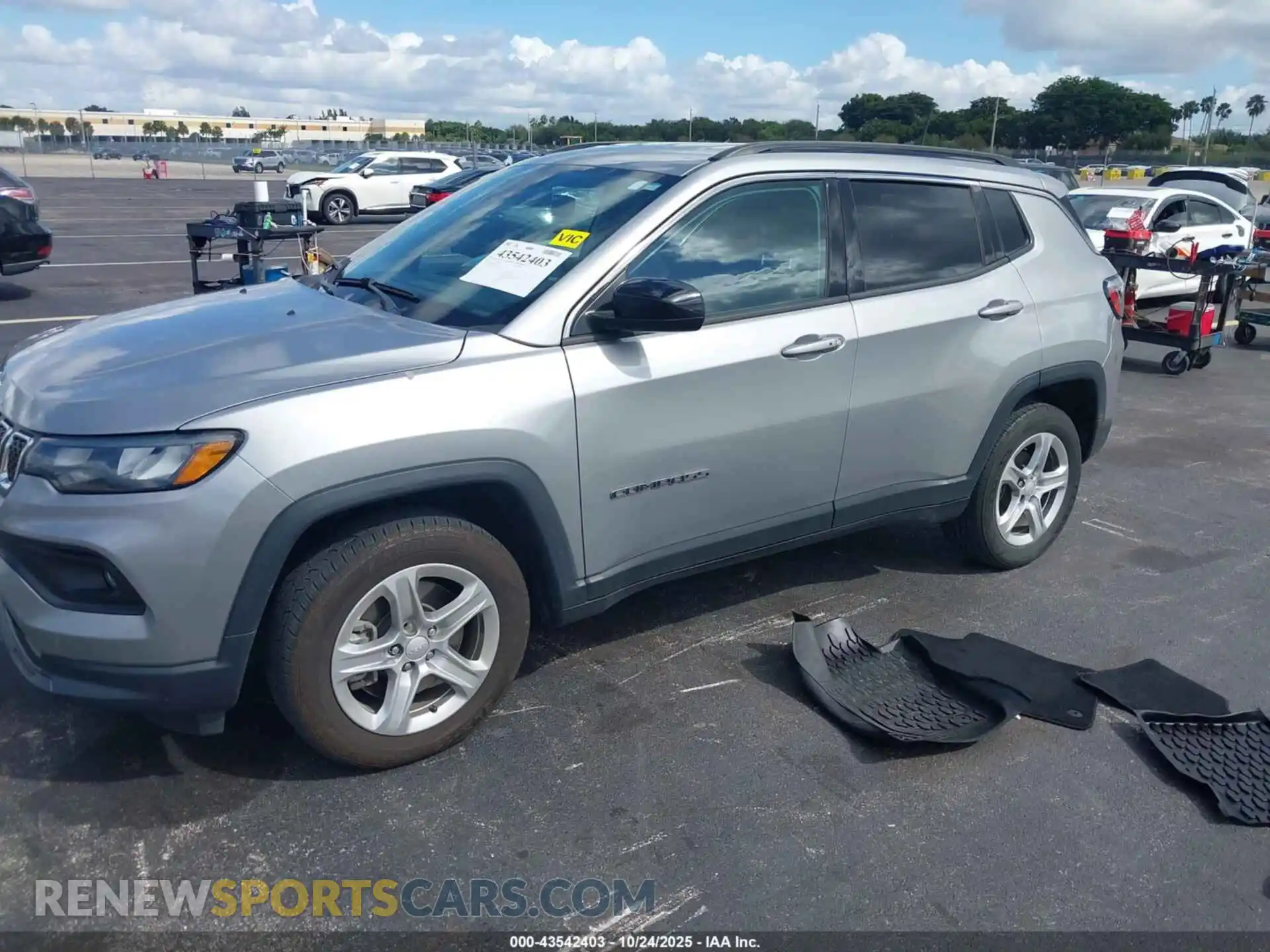 2 Photograph of a damaged car 3C4NJDBN1PT541865 JEEP COMPASS 2023