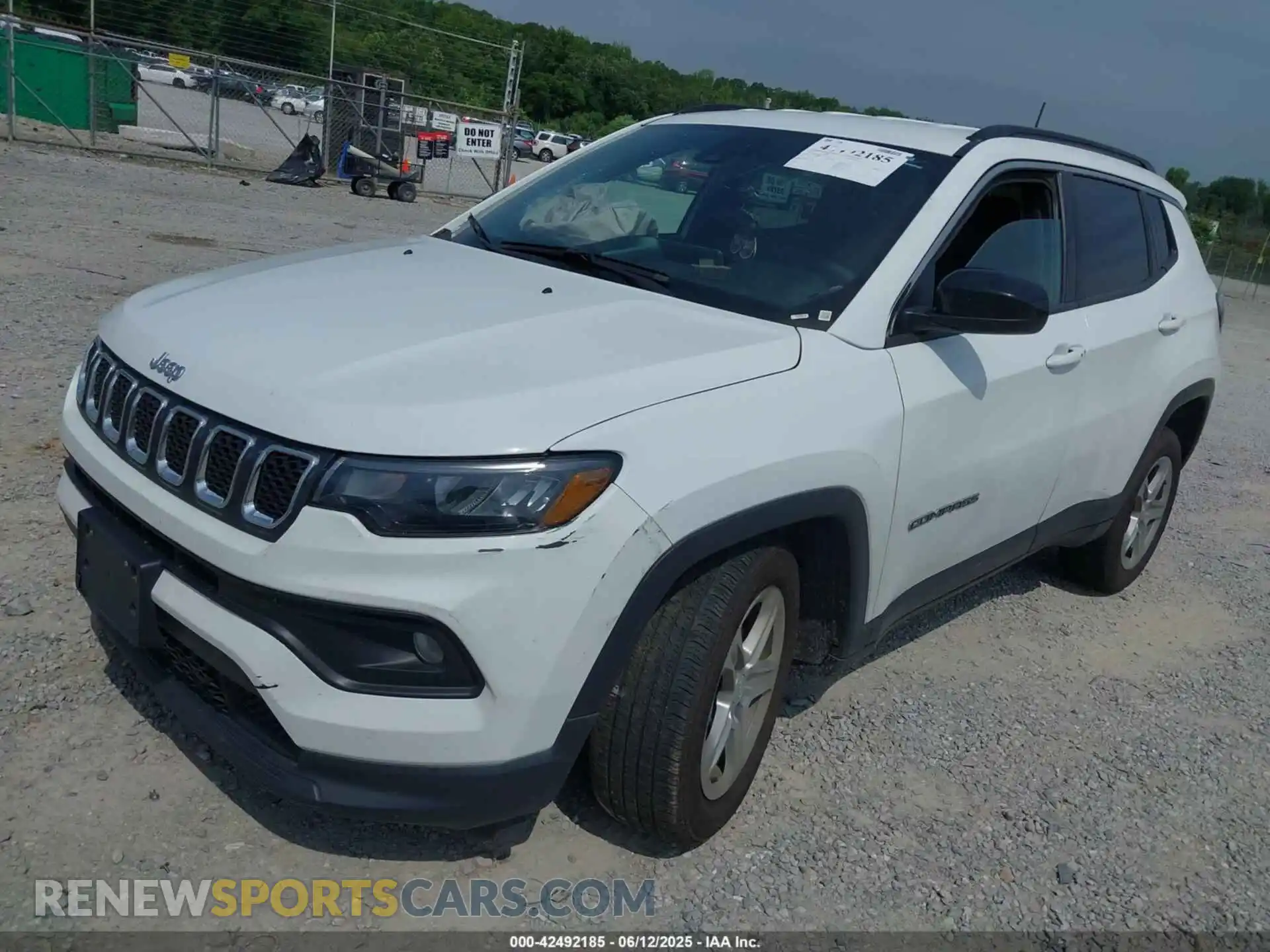 2 Photograph of a damaged car 3C4NJDBN2PT566984 JEEP COMPASS 2023