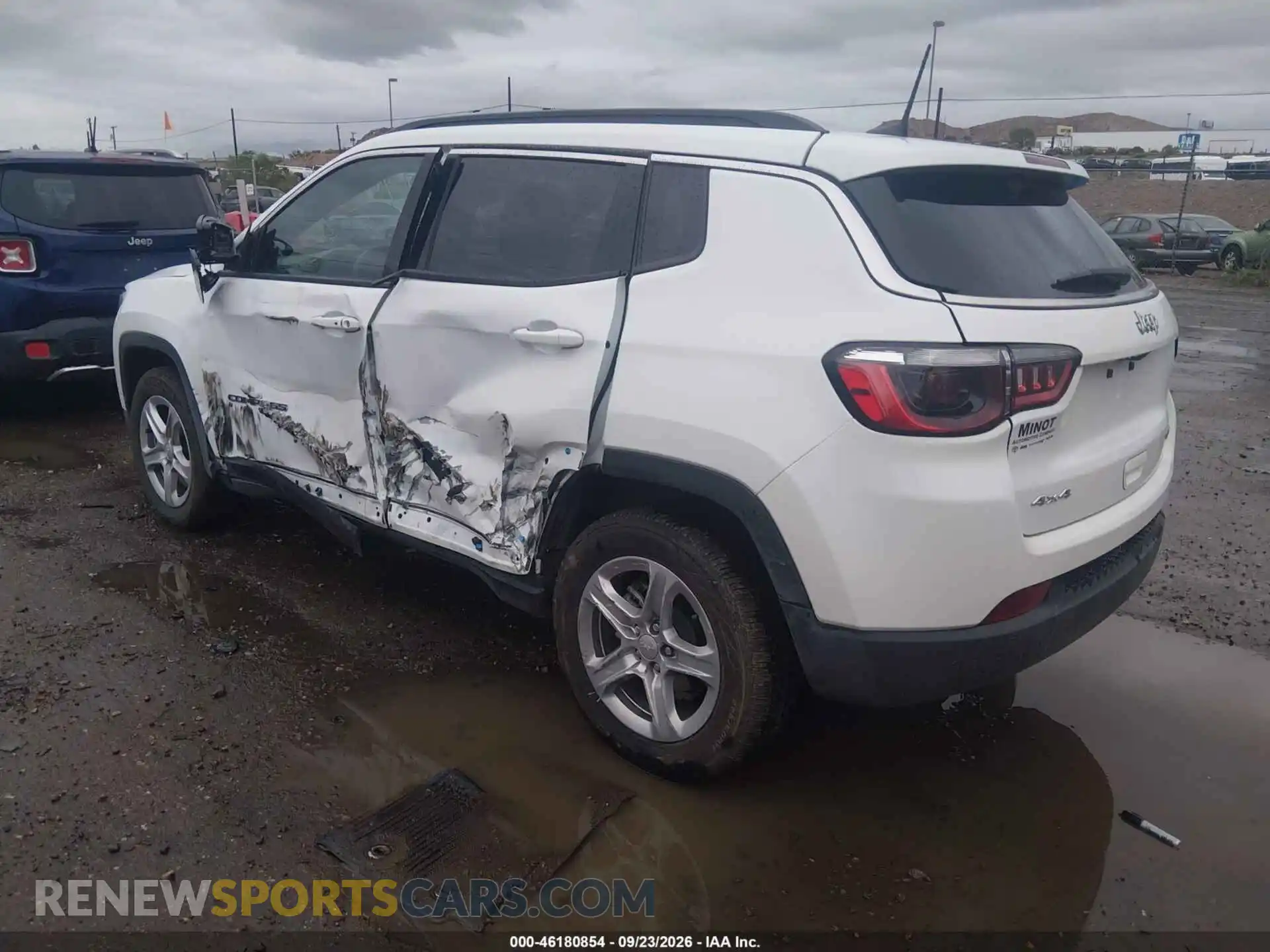 3 Фотография поврежденного автомобиля 3C4NJDBN3PT563687 JEEP COMPASS 2023