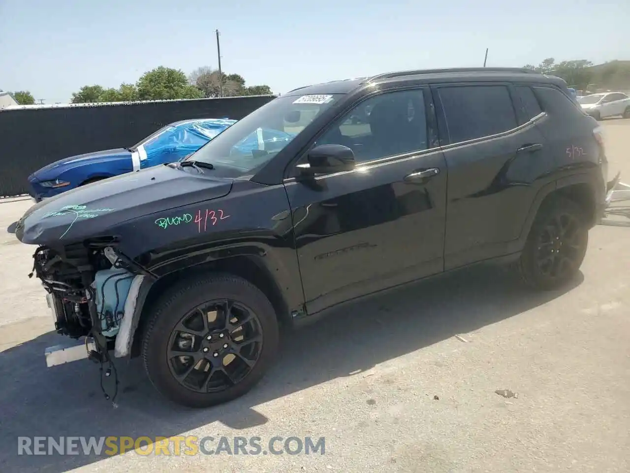 1 Photograph of a damaged car 3C4NJDBN4PT545862 JEEP COMPASS 2023