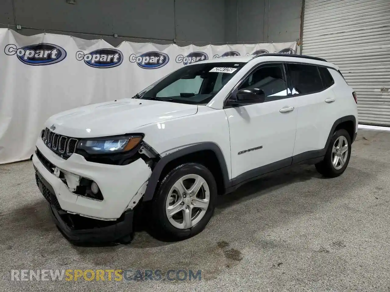 1 Photograph of a damaged car 3C4NJDBN4PT552987 JEEP COMPASS 2023
