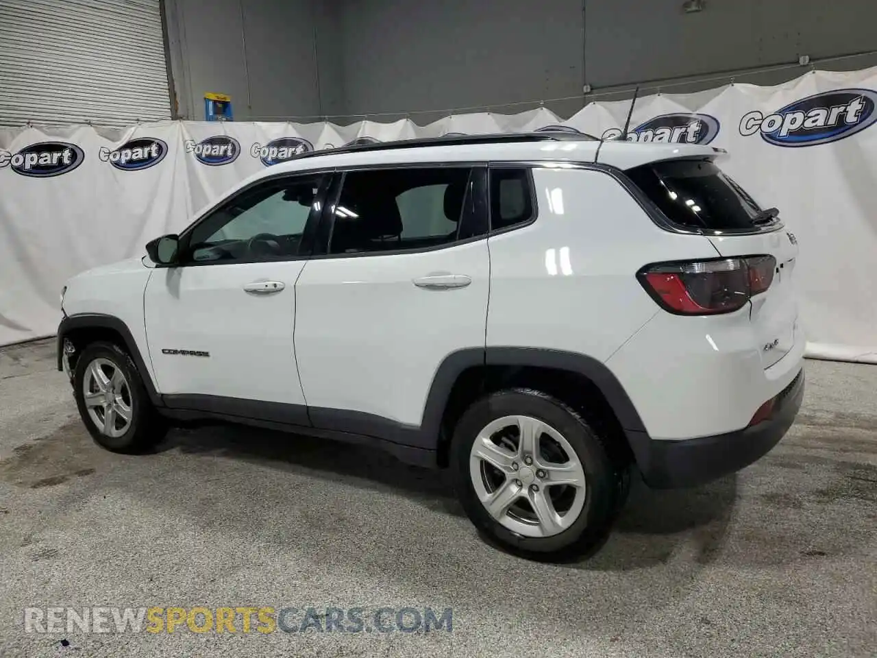 2 Photograph of a damaged car 3C4NJDBN4PT552987 JEEP COMPASS 2023