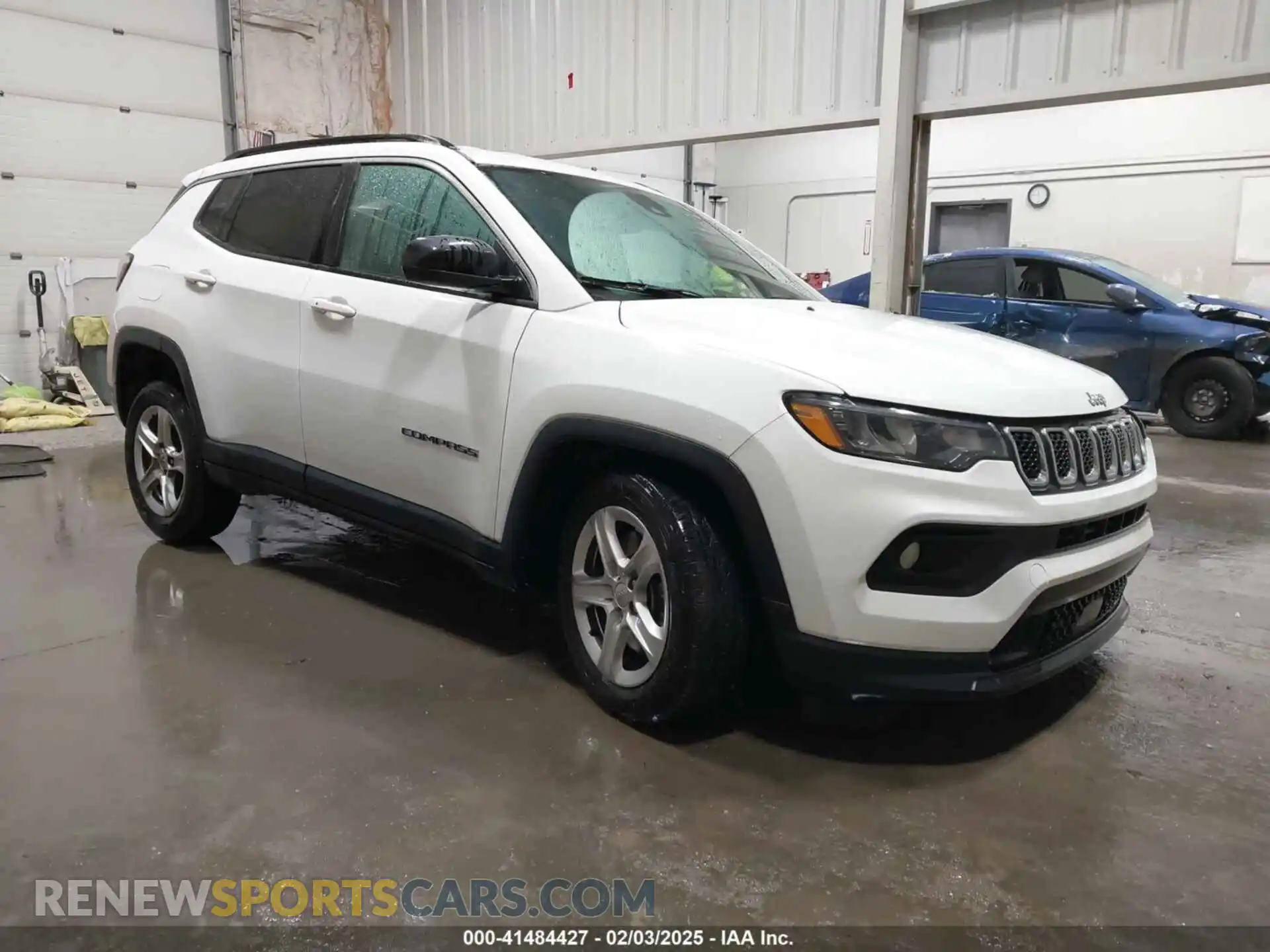 1 Photograph of a damaged car 3C4NJDBN5PT502051 JEEP COMPASS 2023