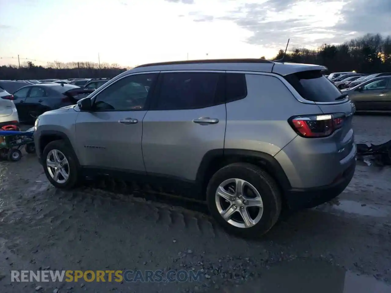 2 Photograph of a damaged car 3C4NJDBN5PT551685 JEEP COMPASS 2023