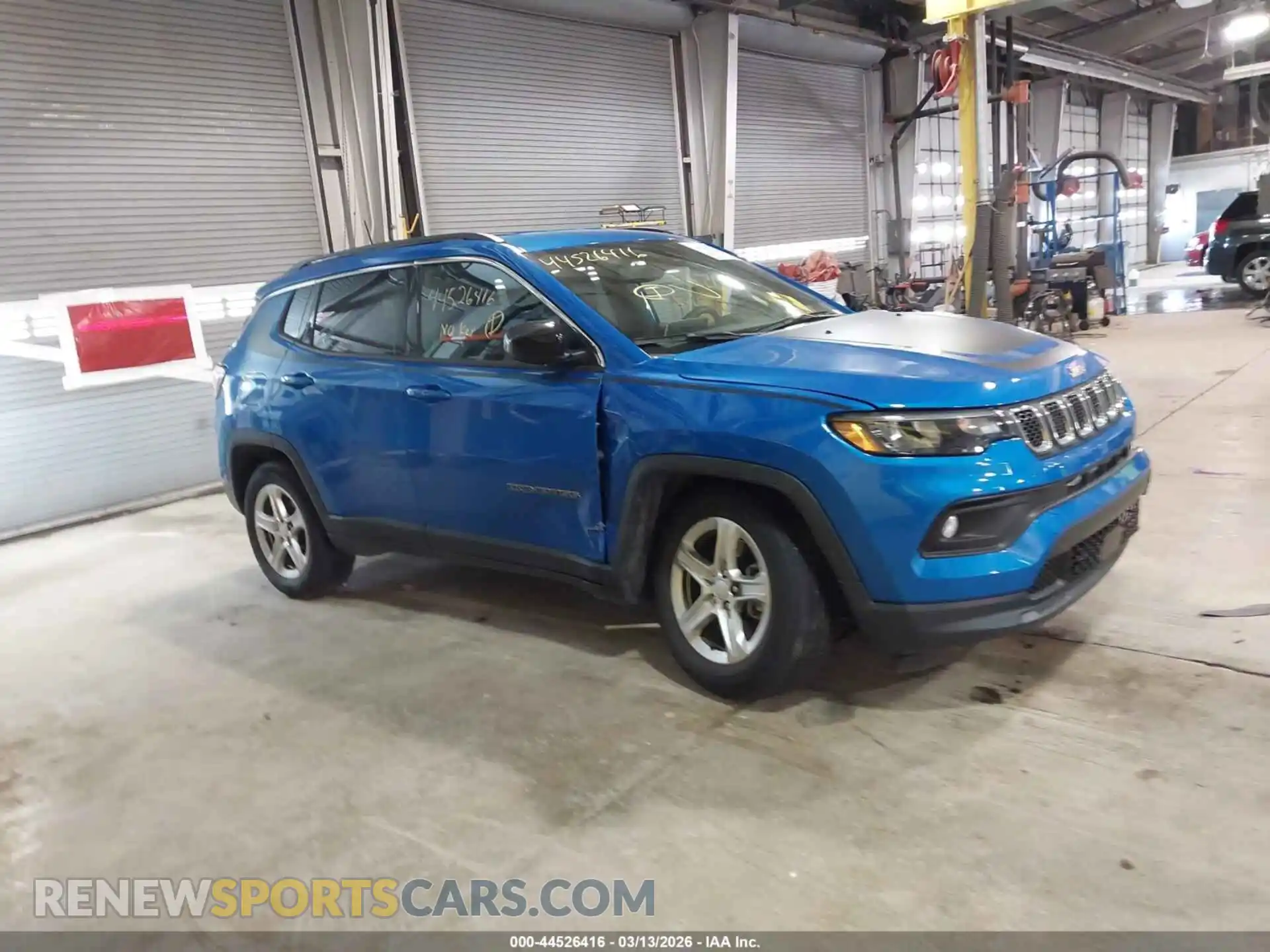 1 Photograph of a damaged car 3C4NJDBN6PT537651 JEEP COMPASS 2023