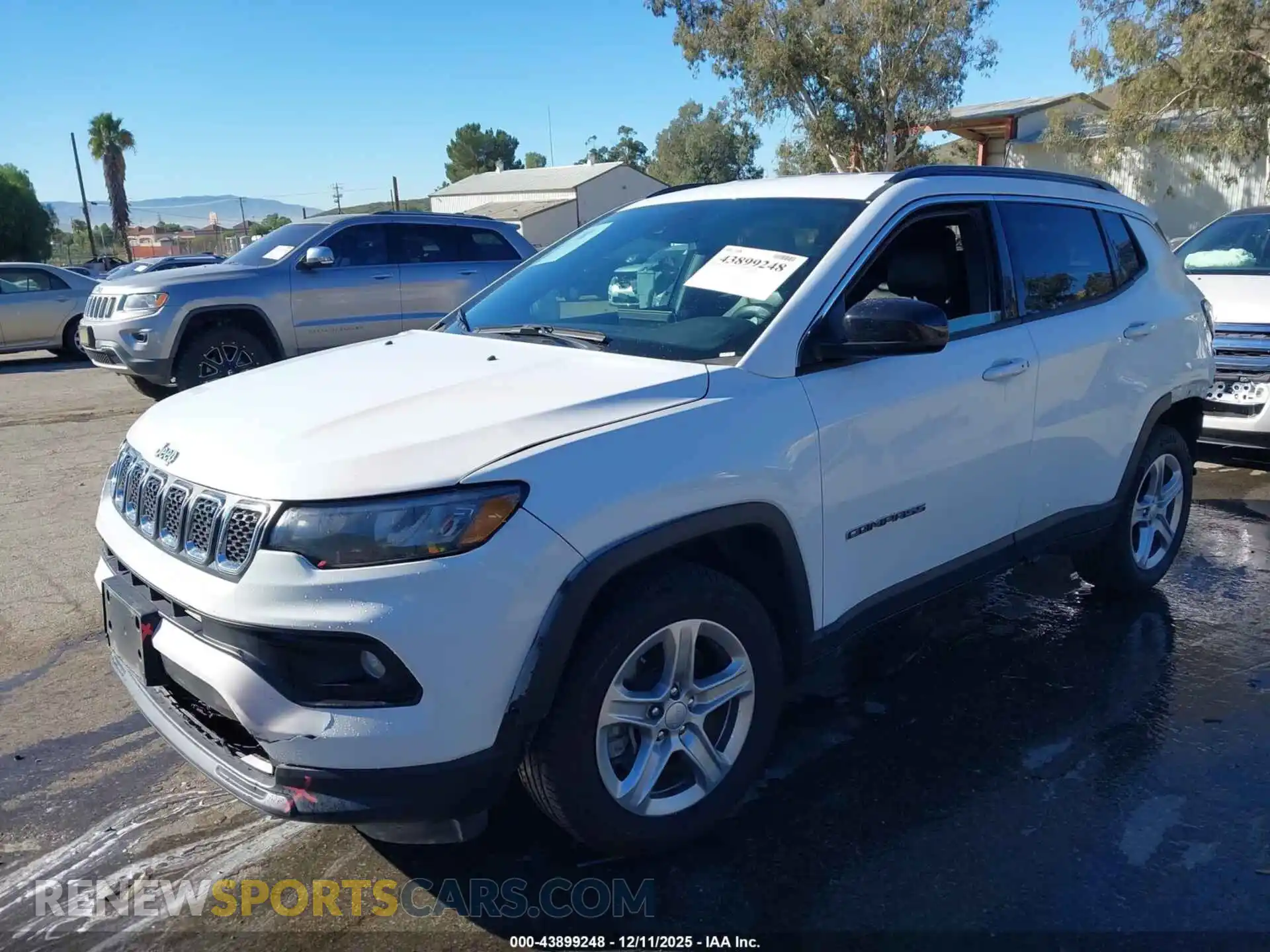 2 Photograph of a damaged car 3C4NJDBN6PT561934 JEEP COMPASS 2023