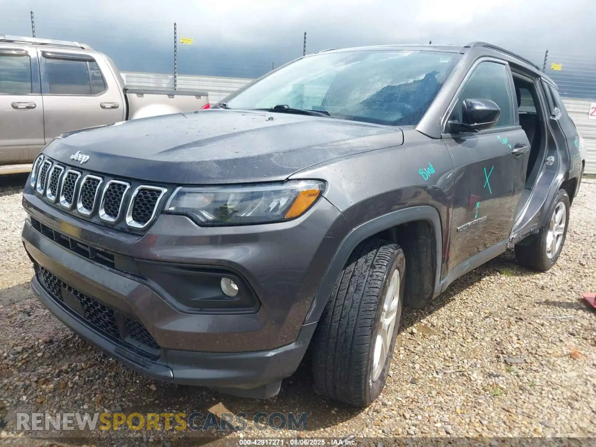 2 Photograph of a damaged car 3C4NJDBN7PT529039 JEEP COMPASS 2023