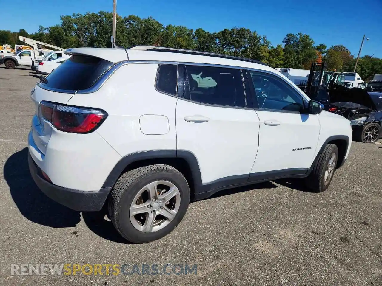 3 fotografías del automóvil dañado 3C4NJDBN8PT562034 JEEP COMPASS 2023