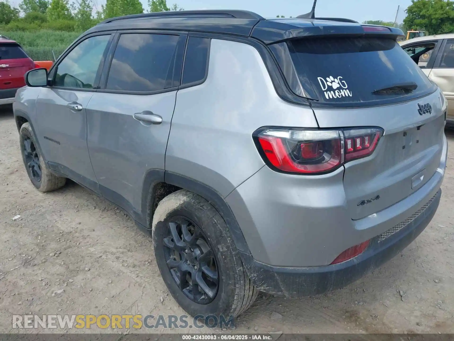 3 fotografías del automóvil dañado 3C4NJDBN9PT513179 JEEP COMPASS 2023