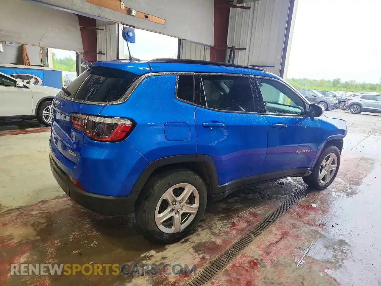 3 fotografías del automóvil dañado 3C4NJDBN9PT550328 JEEP COMPASS 2023