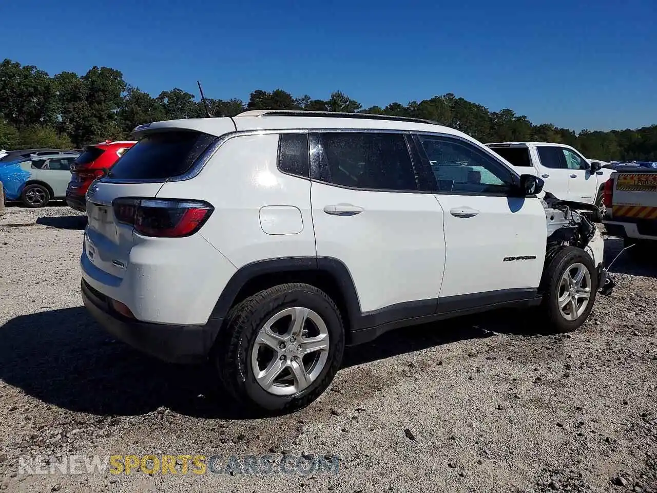 3 fotografías del automóvil dañado 3C4NJDBN9PT552807 JEEP COMPASS 2023