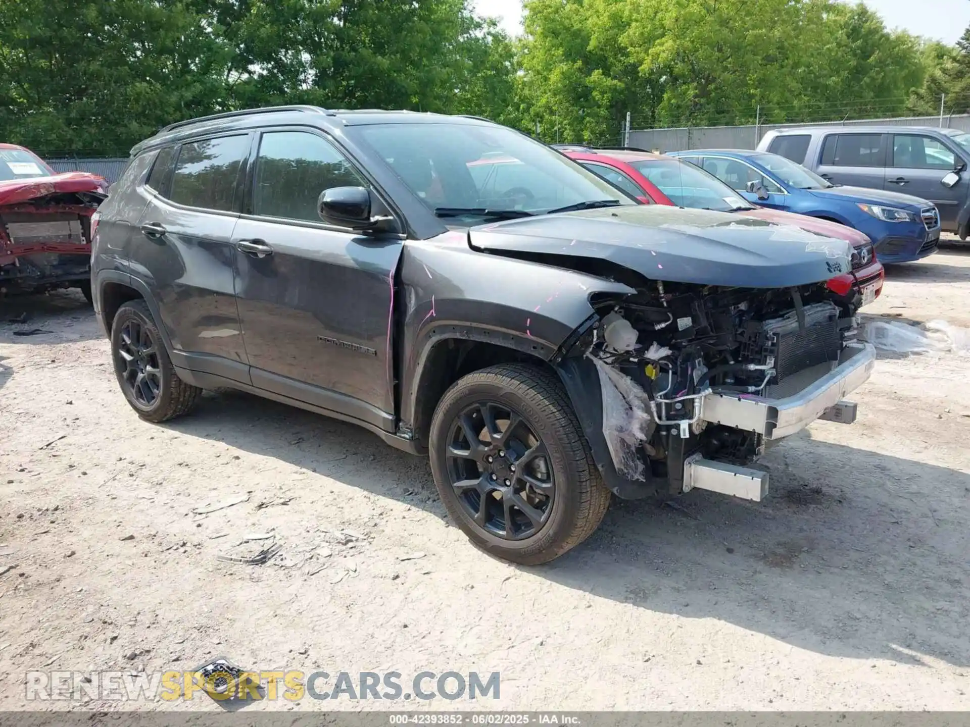 1 Photograph of a damaged car 3C4NJDBNXPT520349 JEEP COMPASS 2023