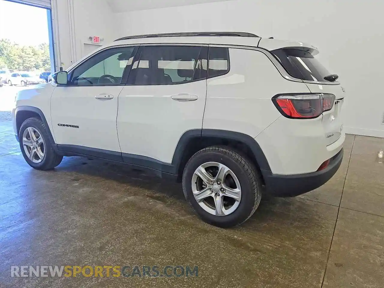 2 Фотография поврежденного автомобиля 3C4NJDBNXPT522991 JEEP COMPASS 2023