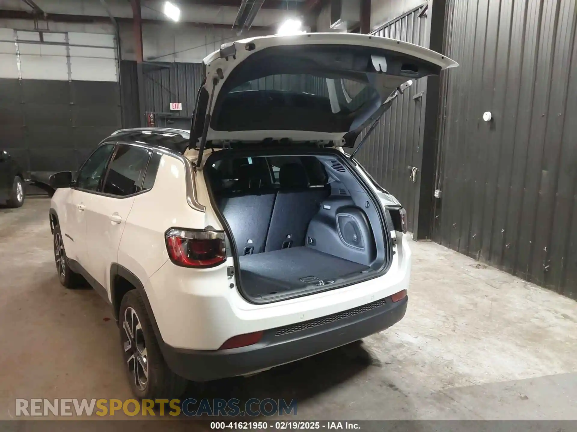 3 fotografías del automóvil dañado 3C4NJDCN5PT536179 JEEP COMPASS 2023