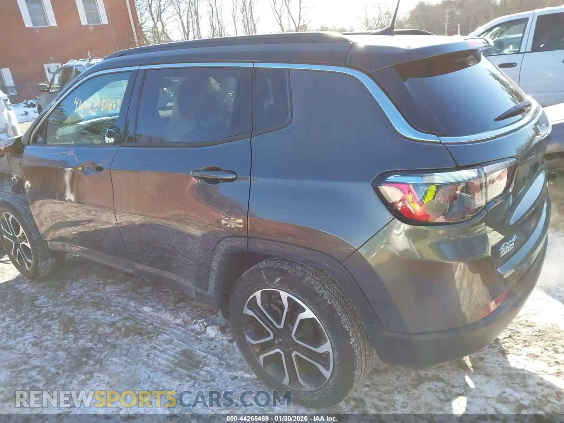 3 Photograph of a damaged car 3C4NJDCN6PT525630 JEEP COMPASS 2023