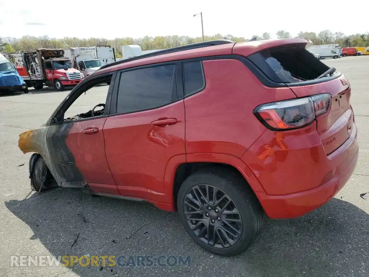 2 Photograph of a damaged car 3C4NJDCN7PT527581 JEEP COMPASS 2023