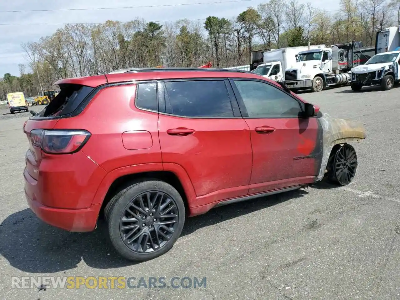 3 Photograph of a damaged car 3C4NJDCN7PT527581 JEEP COMPASS 2023