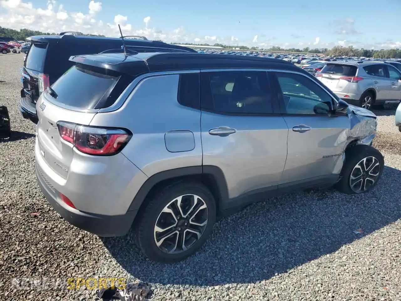 3 Photograph of a damaged car 3C4NJDCN7PT566168 JEEP COMPASS 2023