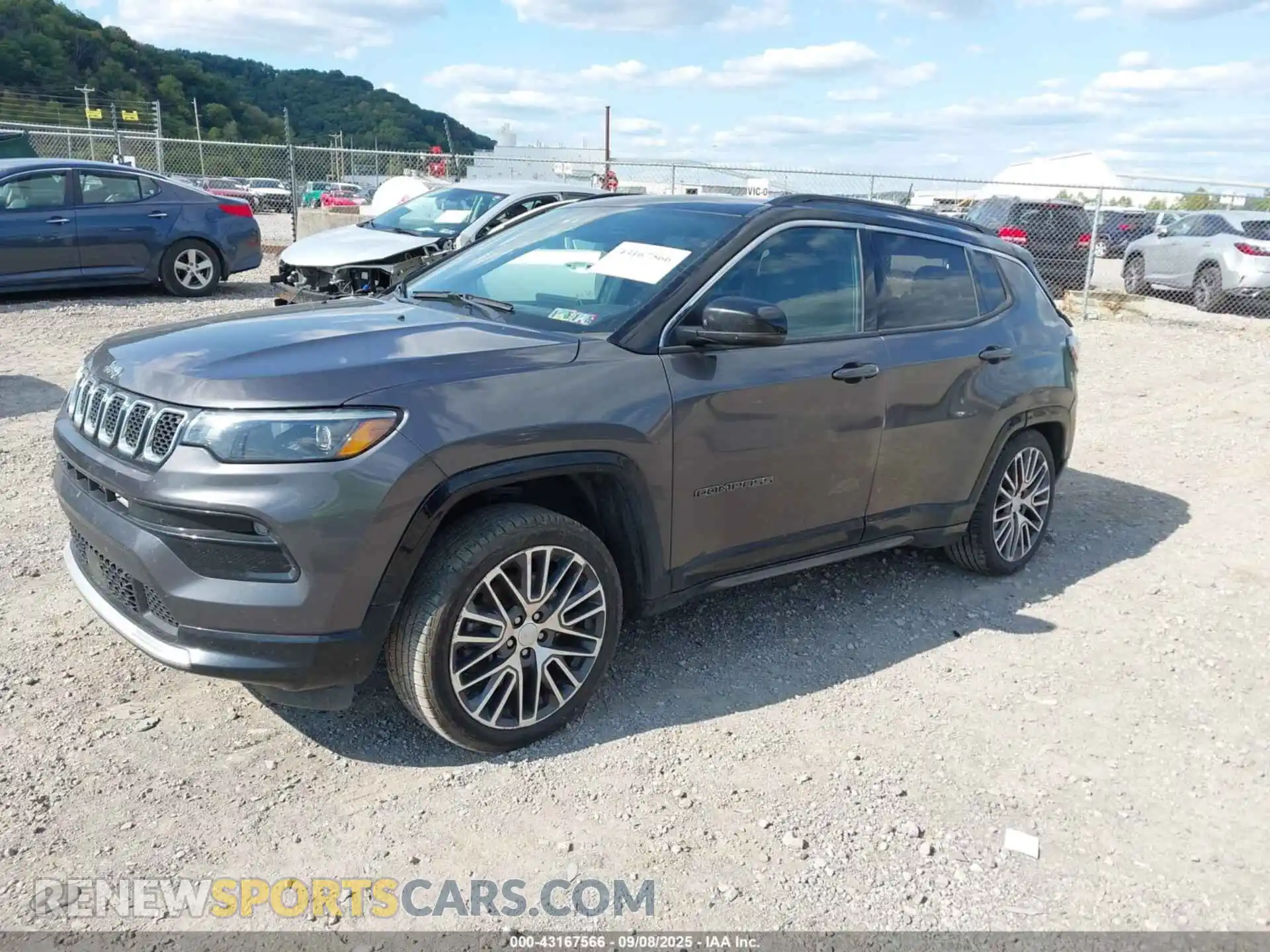 2 Photograph of a damaged car 3C4NJDCN8PT503452 JEEP COMPASS 2023