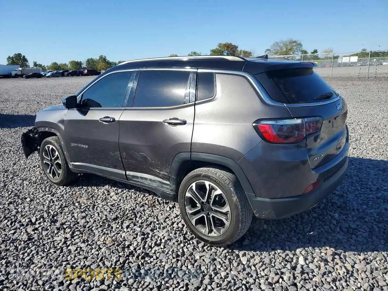 2 fotografías del automóvil dañado 3C4NJDCN9PT522673 JEEP COMPASS 2023