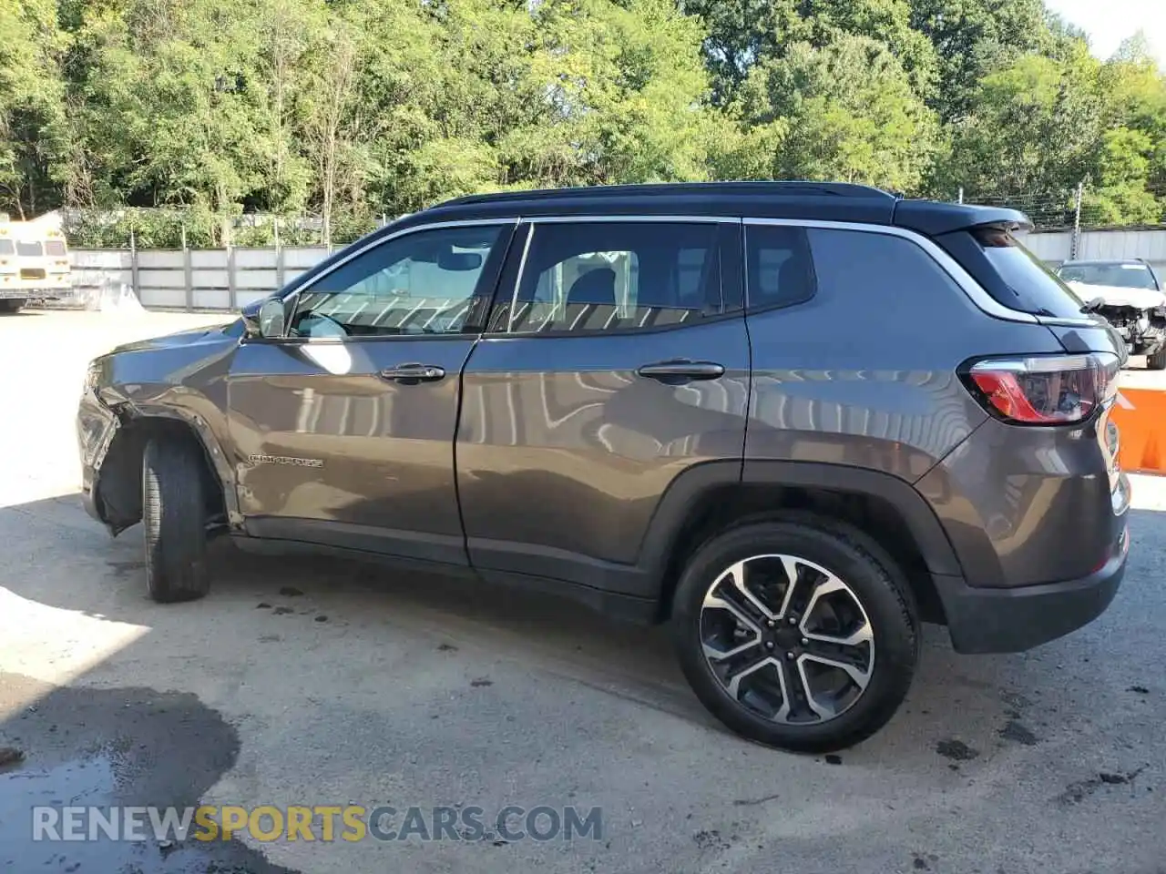 2 Photograph of a damaged car 3C4NJDCN9PT523337 JEEP COMPASS 2023